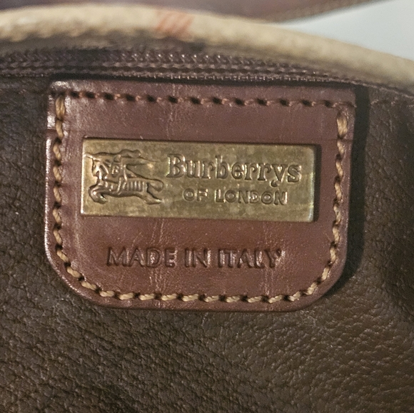 Authentic Burberry hay market tote 14x16x5 - Picture 5 of 9